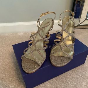 New Stuart Weitzman 10,5 N .